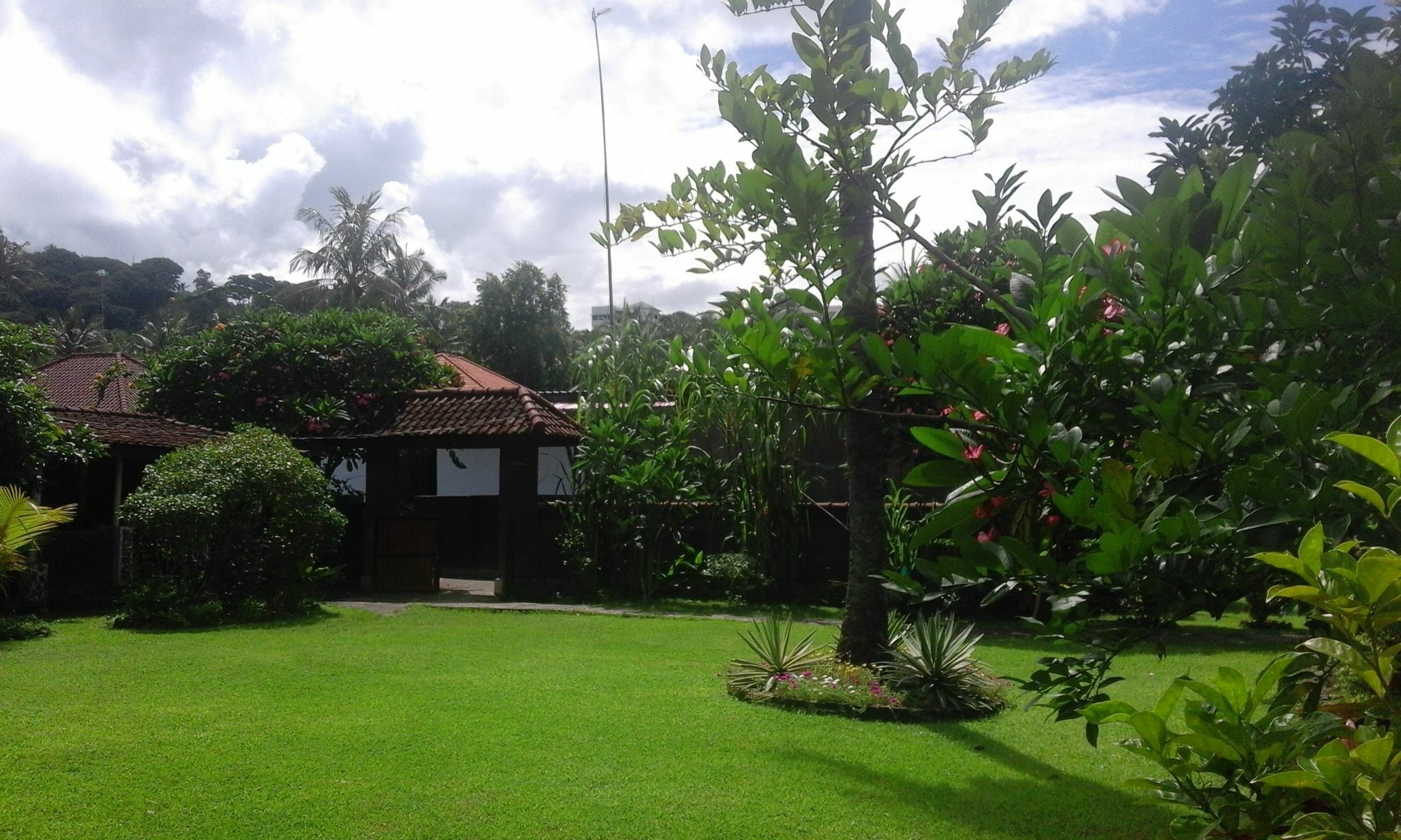 Indah Homestay And Cooking Classes Senggigi Dış mekan fotoğraf